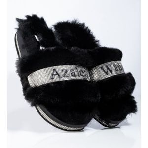 FLAT DIAMOND SANDAL IN BLACK Azalea Wang
